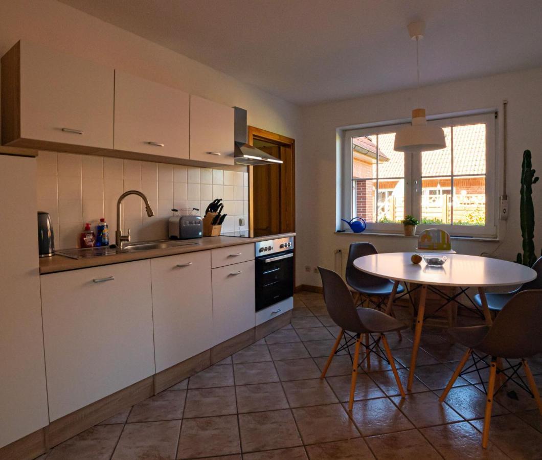 Schoenes & Gemuetliches Ferienhaus Nahe Der Nordsee ชอร์ตเทนส์ ภายนอก รูปภาพ